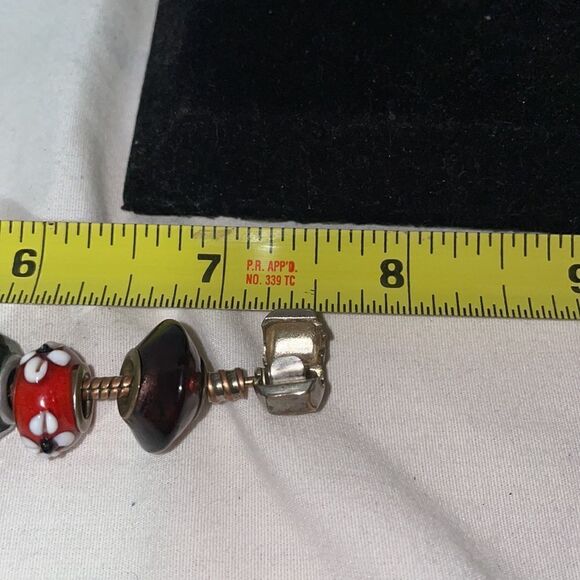 Bracelet With a Verity of Different Beads - Picture 6 of 6